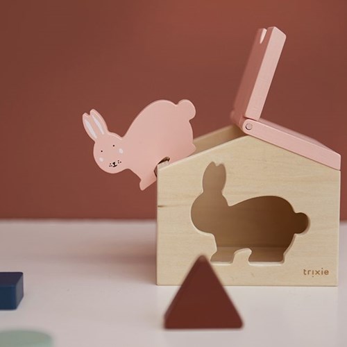 Trixie maison en bois animaux Mrs. Rabbit - trieur de formes FSC bois rose-3