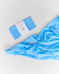 Sarah's Silks foulard de jeu soie 90x90cm bleu ciel jouet