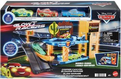 Fisher-Price Disney Cars garage Glow Racers avec 3 voitures coffret de jeu
