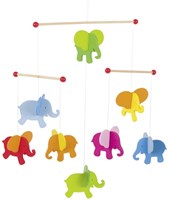 Goki mobile éléphants en bois décoration chambre bébé durable