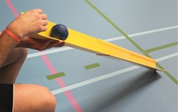 Megaform rampe de jeu boccia - piste à balles pour enfants