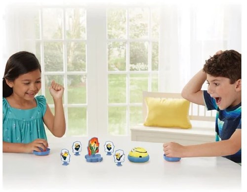 Epoch Minions Hover Strike Battle jeu pour enfants - Jouet Minions