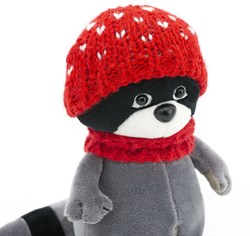 Orange Toys peluche raton laveur avec bonnet rouge - jouet câlin