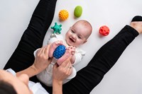 Mom's Care jouets sensoriels set de balles pastel - 5 pièces pour bébés-3