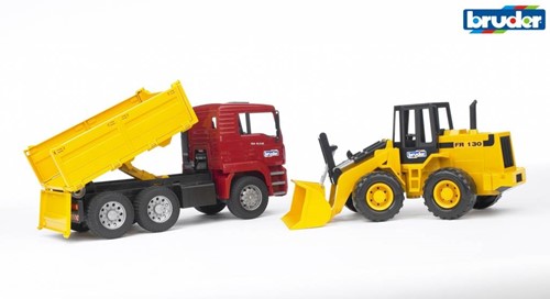BRUDER Construction truck with articulated road loader véhicule pour enfants