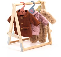 Djeco accessoires portant vêtements poupées - support bois avec 3 cintres FSC-2