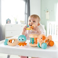 Hape coffret de jouets sensoriels - Cadeau évolutif pour bébés et tout-petits-2