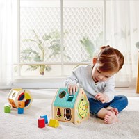 Hape trieur de formes en bois Critter House - jouet éducatif animaux