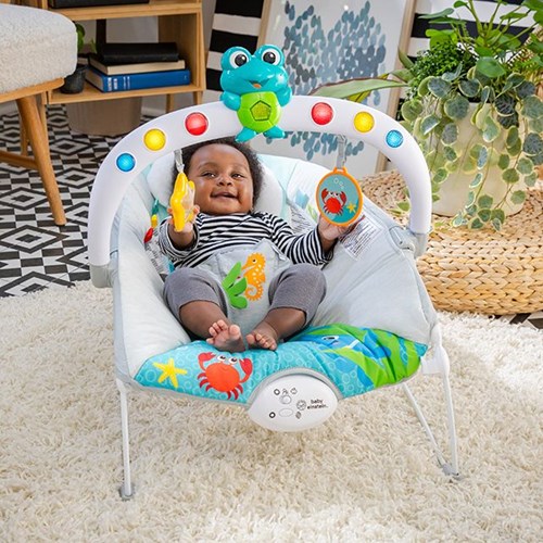 Baby Einstein transat - Explorers Kick 'n Tunes Premium Bouncer - jouet bébé interactif