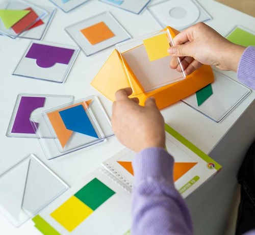 Smart Games jeu éducatif Colour Code - formes et couleurs puzzle-3
